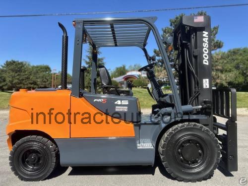 Doosan D45S-5 fiche technique et avis