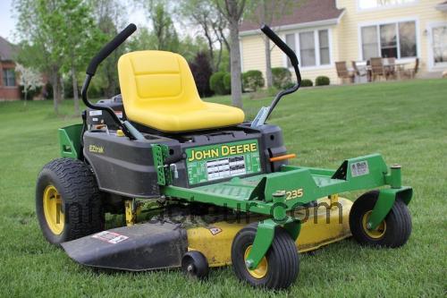 John Deere Z235 avis et fiche technique