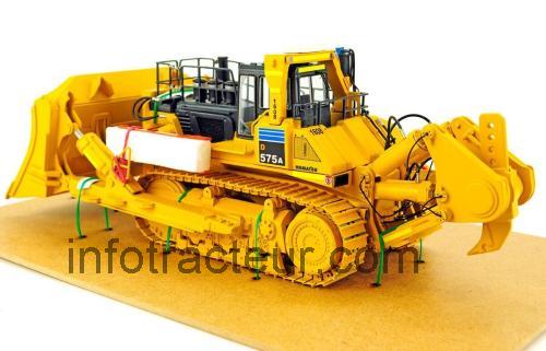 Komatsu D575A fiche technique et avis