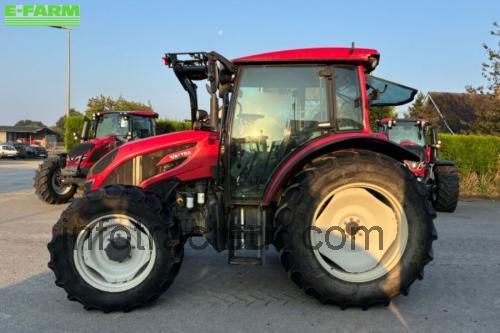Valtra A104 avis et fiche technique 