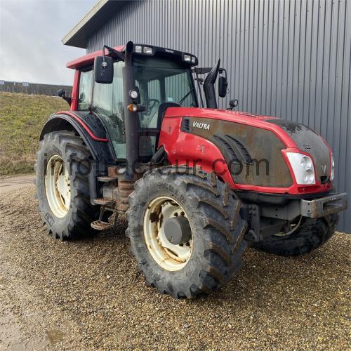 Valtra T153 fiche technique et avis